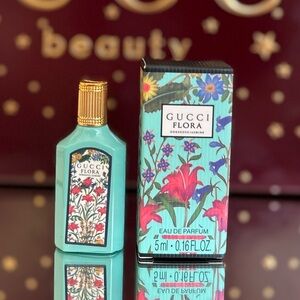 Gucci Flora Gorgeous Jasmine Eau de Parfum Mini NIB Teal Turquoise Bottle